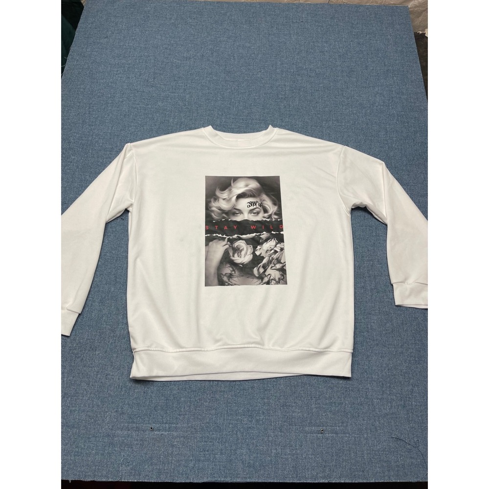 Stay Wild Graphic White Sweatshirt Womens 0XL Polyester Crewneck Pullover